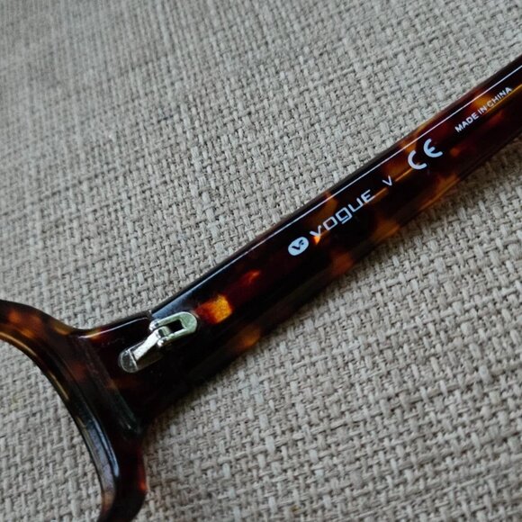 Vogue Women Eyeglasses/Glasses Frame Brown Tortoise VO5090-S 55[]16 135 Eye Wear - Picture 9 of 11